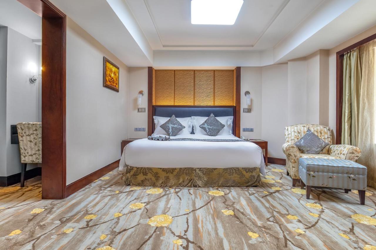 Muyi H Hotel Changsha City Centre Екстер'єр фото